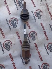 Передній лівий привід (полуось) з поворотними кулаками BMW Х5 Е70