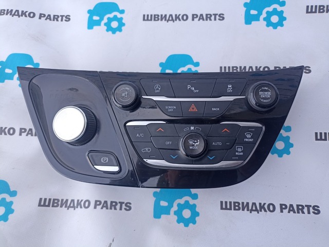 Панель управління магнітолою, кліматом, КПП CHRYSLER PACIFICA